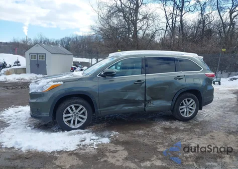 2016 Toyota Highlander Le V6 z USA, uszkodzony, nr VIN 5TDBKRFHXGS304478
